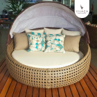 Chaise em Fibra Sint&eacute;tica India Com Capota